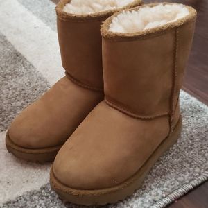Girls Uggs